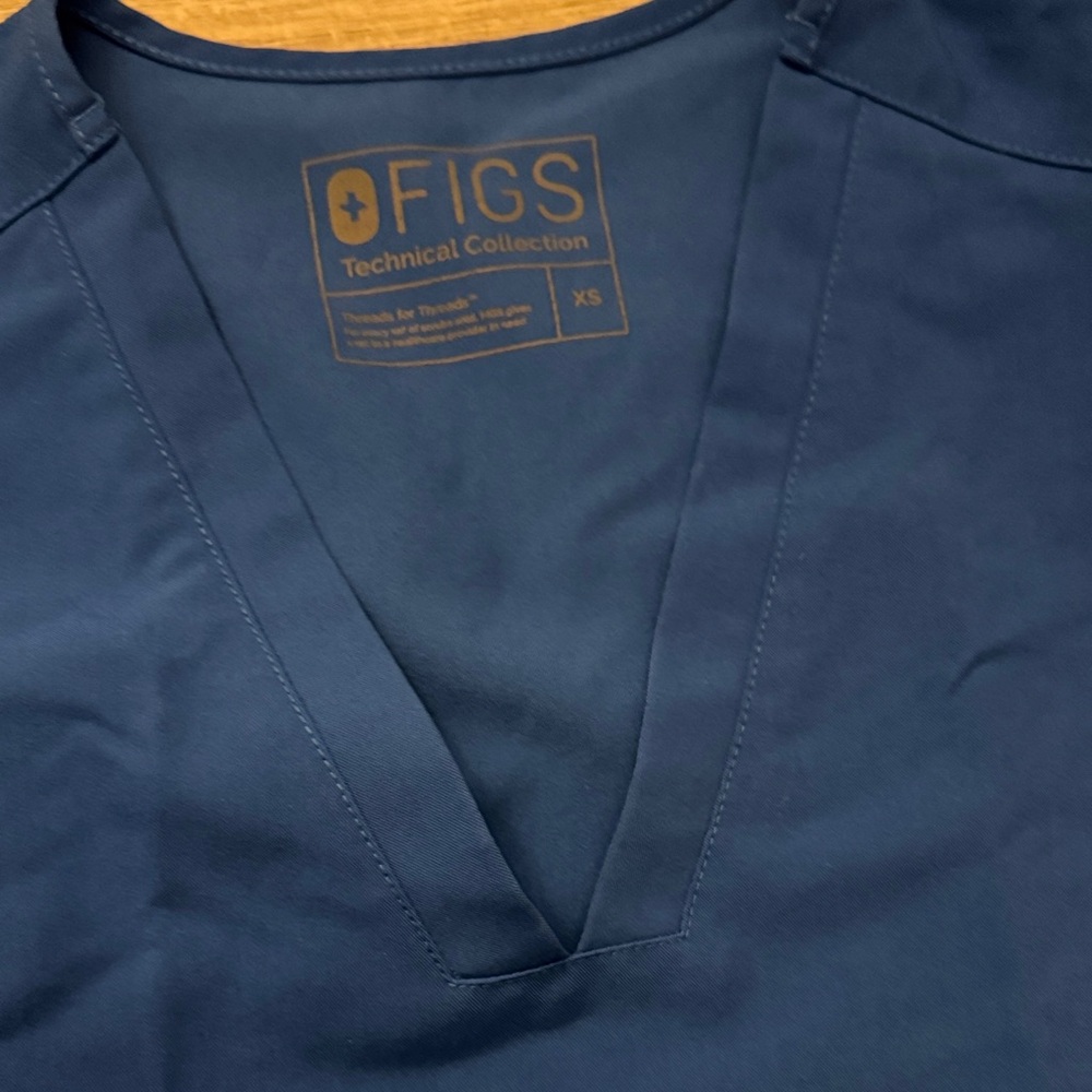Figs Blue Scrub Set - Picture 6 of 8